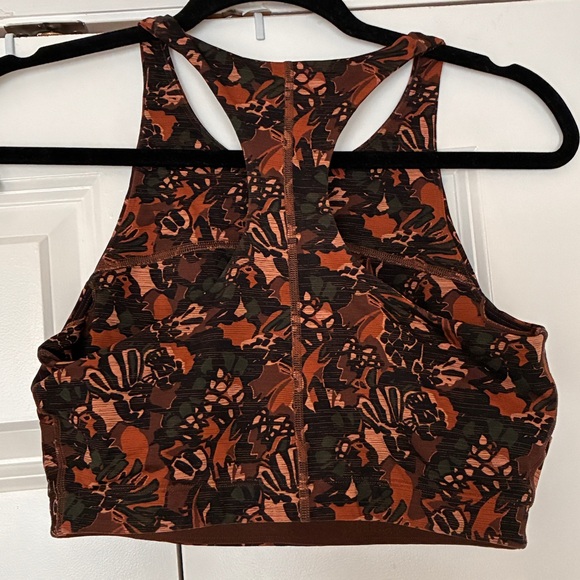 Outdoor Voices Athletic Two-Piece Set in Rust Floral Print - Picture 5 of 14
